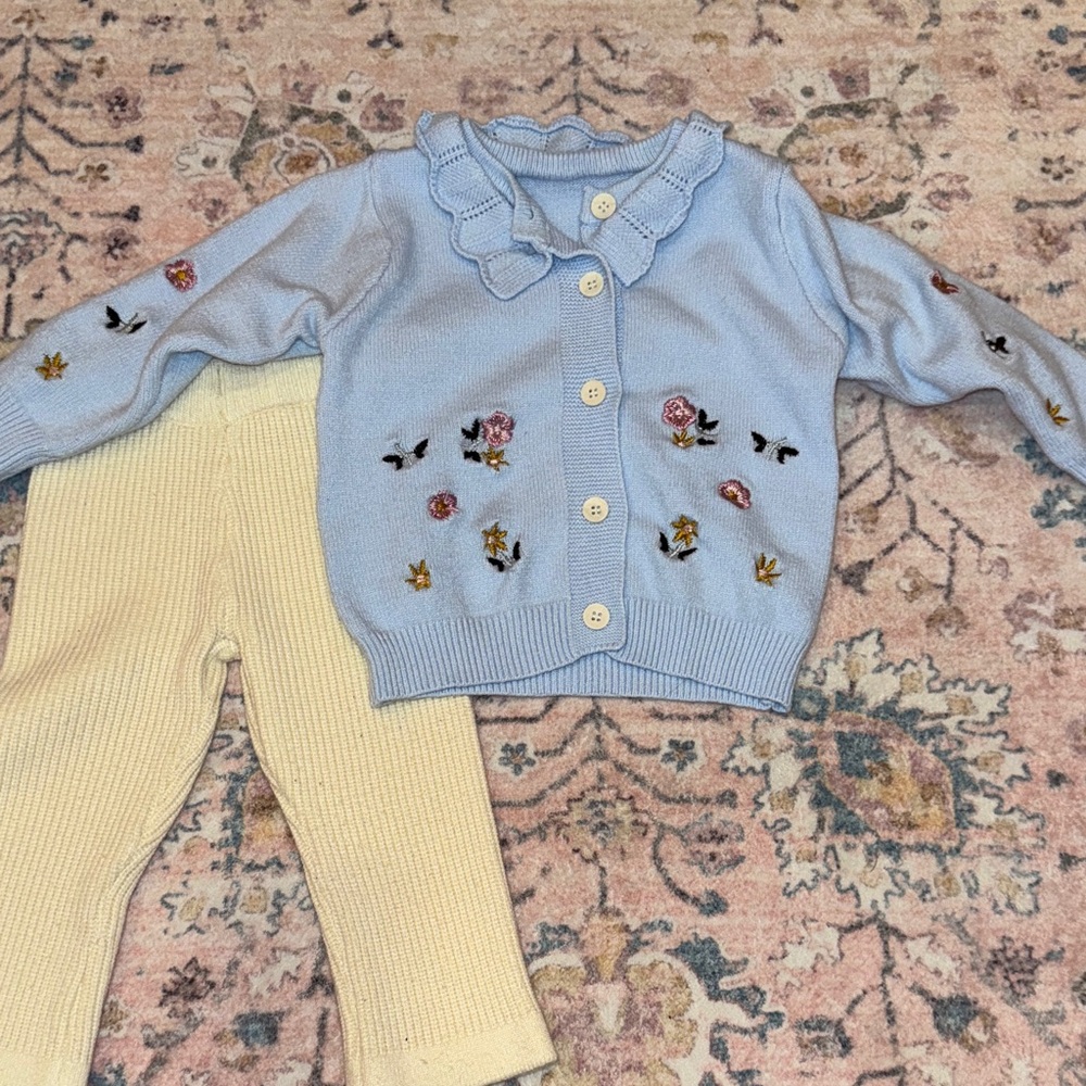SHEIN Blue and Cream Kids Matching Set